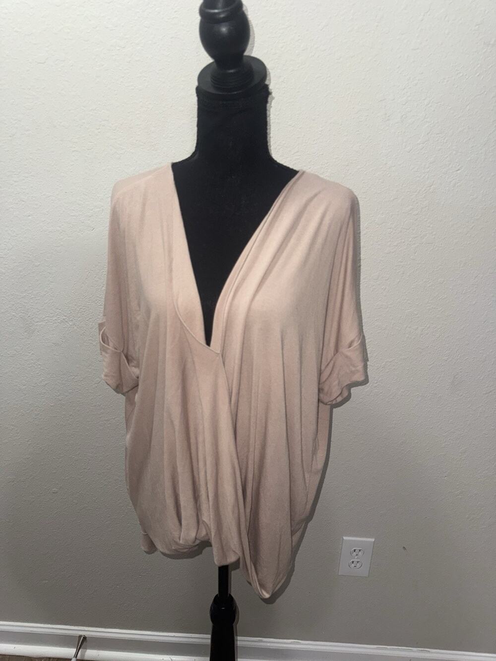 Envy Amazingly Chic Deep V Neck Wrap Top Large Blush Pink Draped Slouchy L